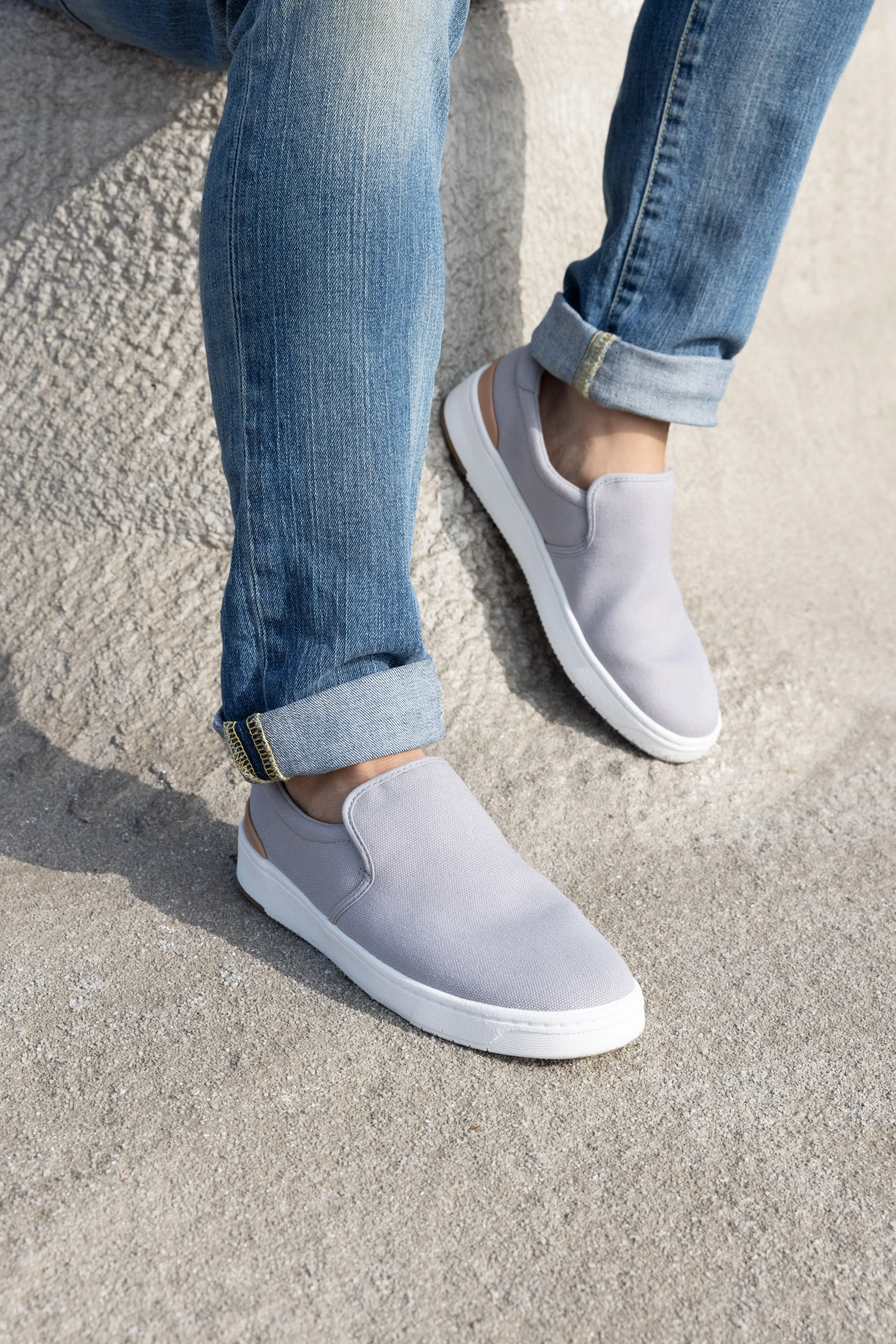 Trvl Lite Grey Slip-on Sneakers